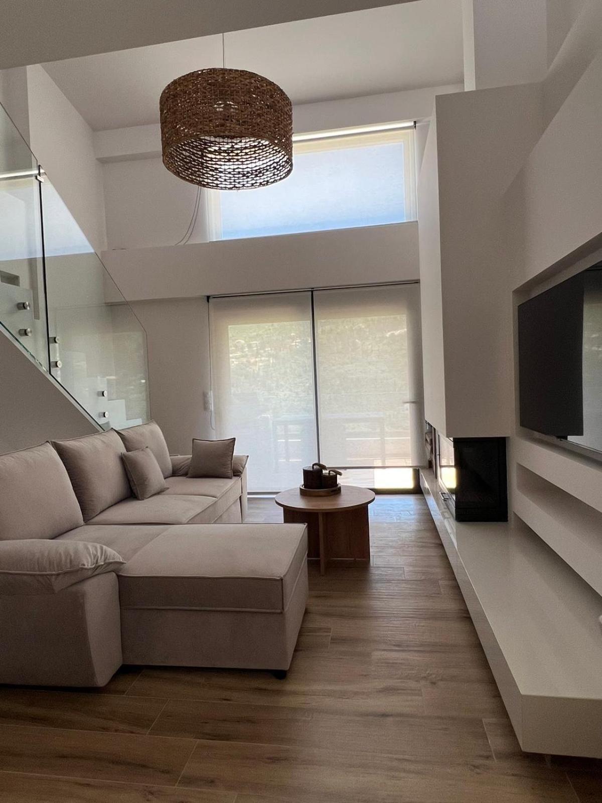 Mylos Ridge Villas - Perseus Ayios Nikitas Bagian luar foto