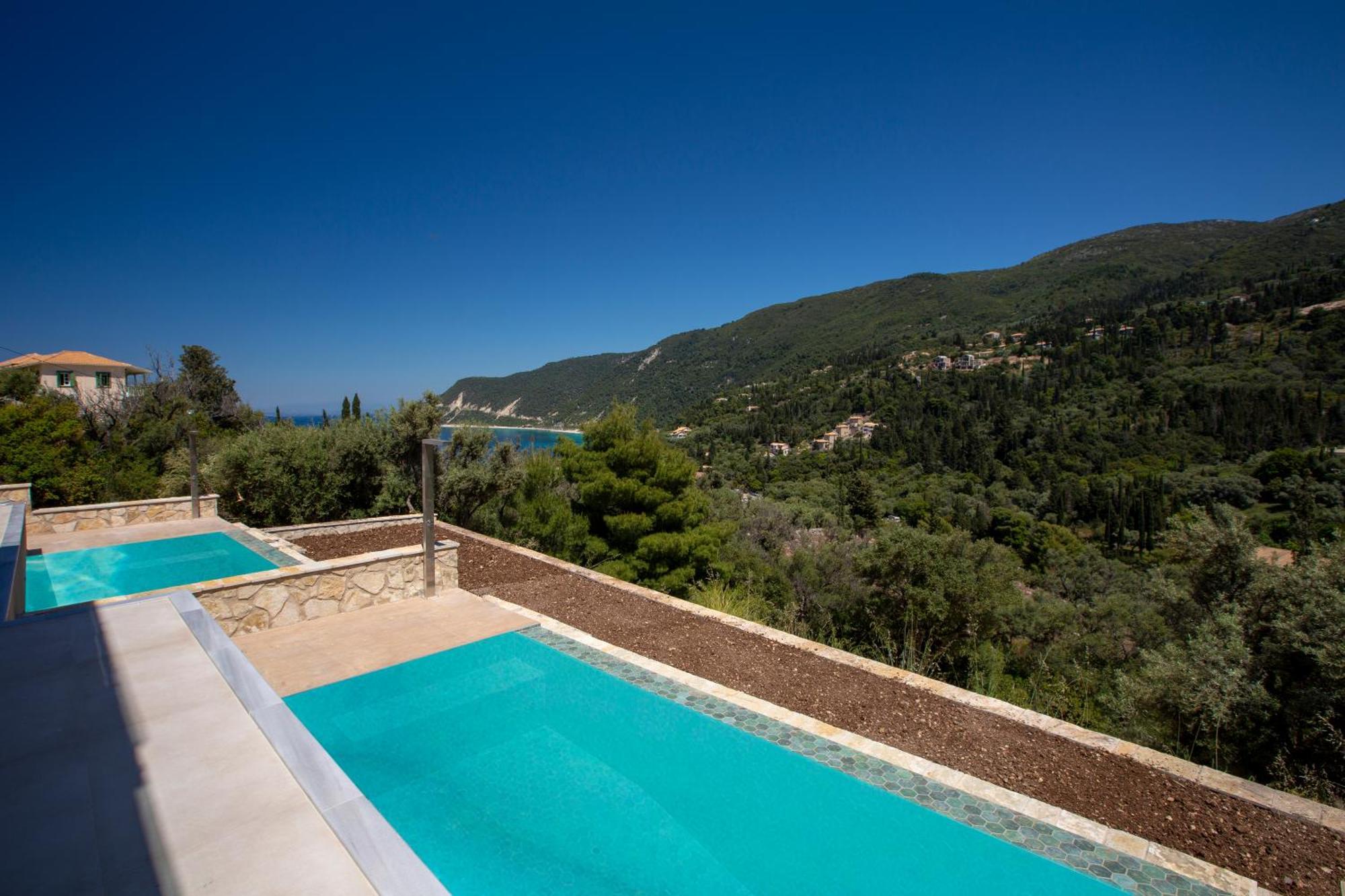 Mylos Ridge Villas - Perseus Ayios Nikitas Bagian luar foto